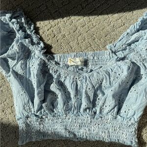 LIGHT BLUE CROP TOP PUFF SHORT SLEEVE